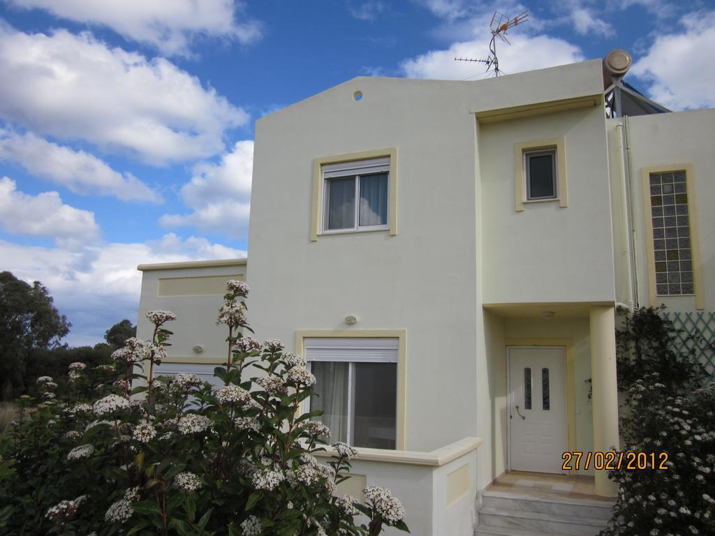 Sunshine Villa *